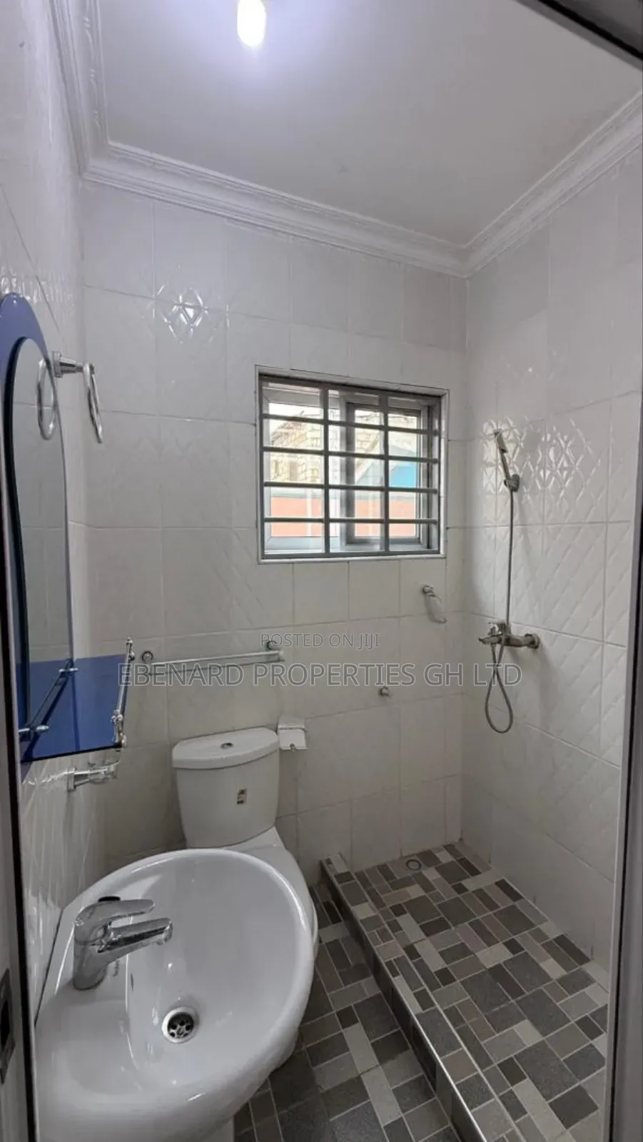 3bdrm Duplex in Ebenard Properties, Accra Metropolitan for rent