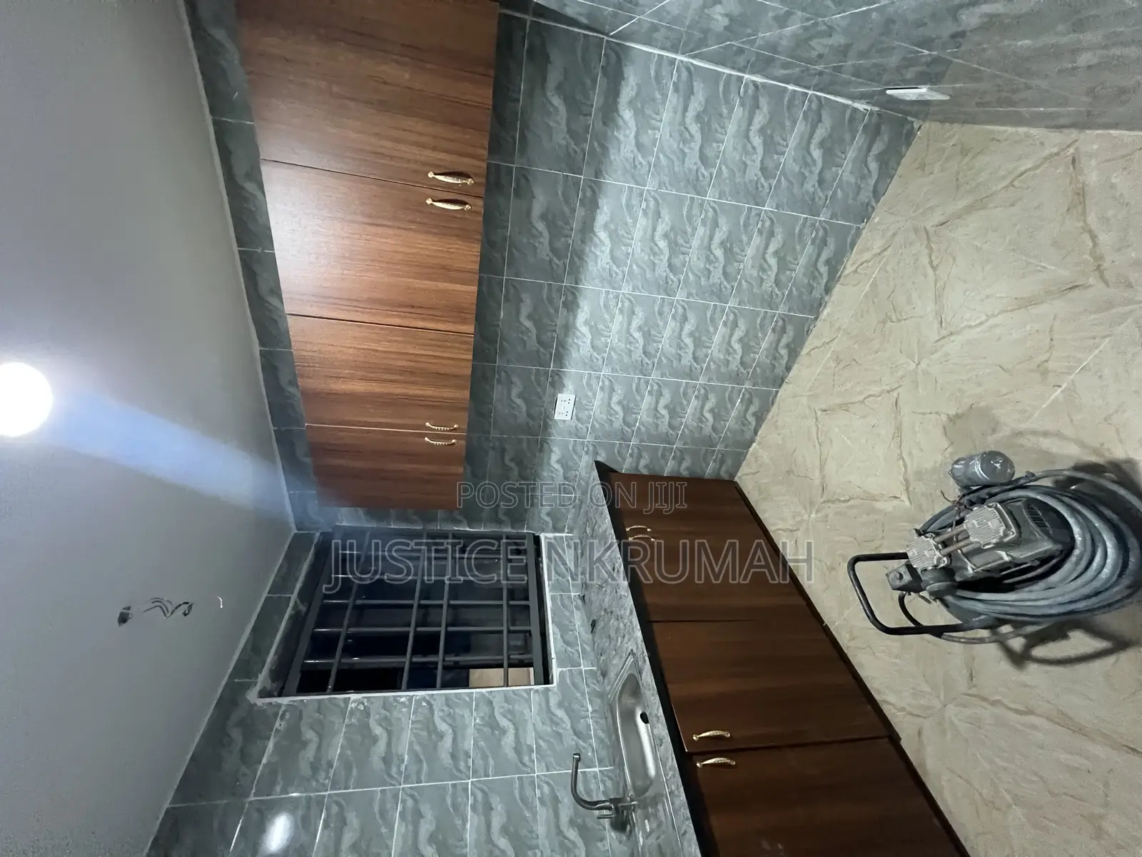 1bdrm Apartment in Mr Justice Estate, Bortiano for rent
