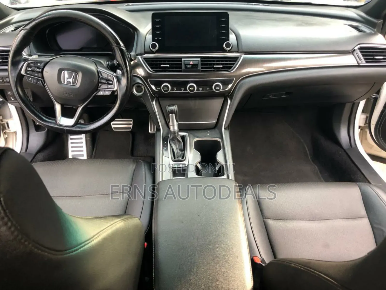 Honda Accord Sport (1.5L 4cyl Turbo CVT) 2019 White