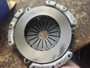 Mitsubishi L200 Small Face Clutch Cover/ Pressure Plate Original Japan