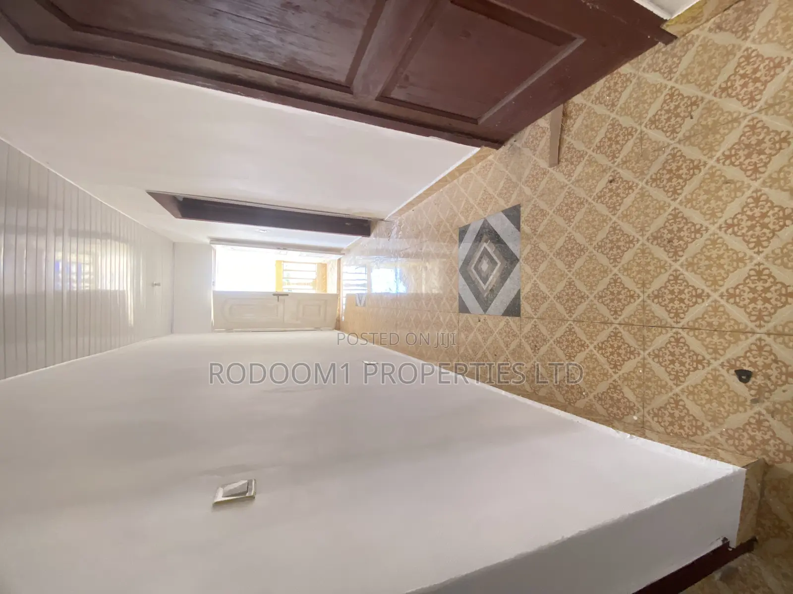 5bdrm House in Amasaman Stadium for rent