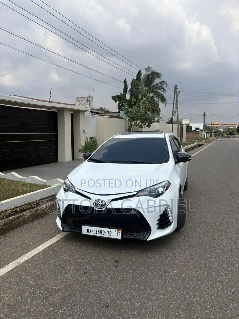 Toyota Corolla S 4dr Sedan (1.8L 4cyl CVT) 2016 White