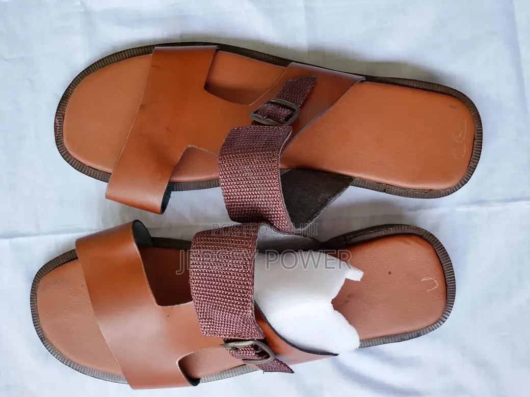Men Leather Slippers/ Sandals