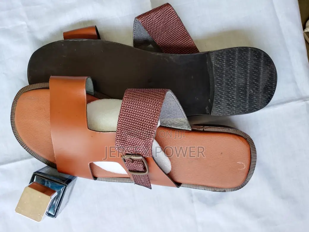Men Leather Slippers/ Sandals