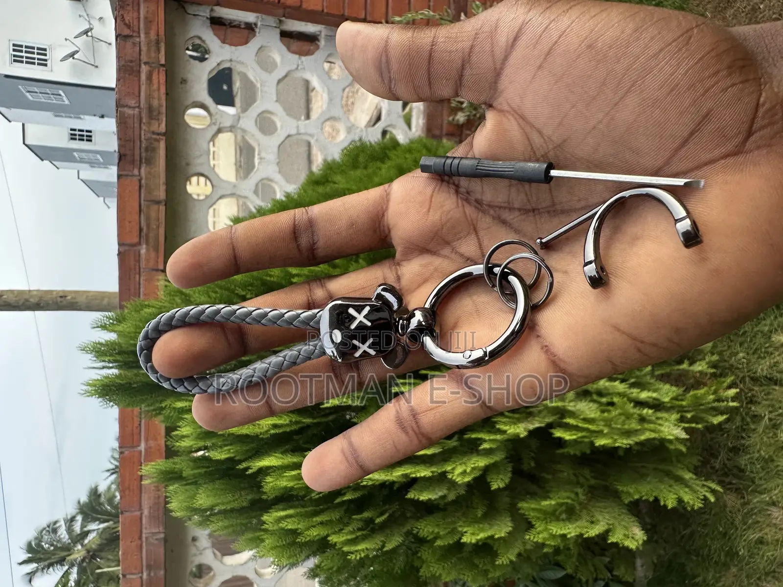Braided Leather Keychain With a Teddy Bear Head for Car and Bag Keys