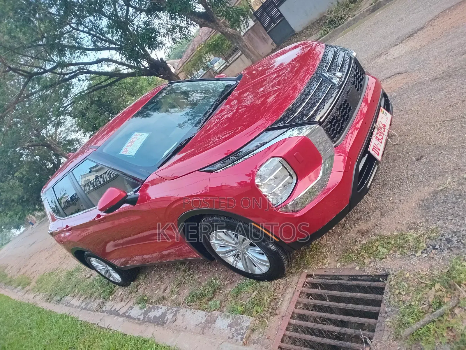 Mitsubishi Outlander ES AWD 2025 Red