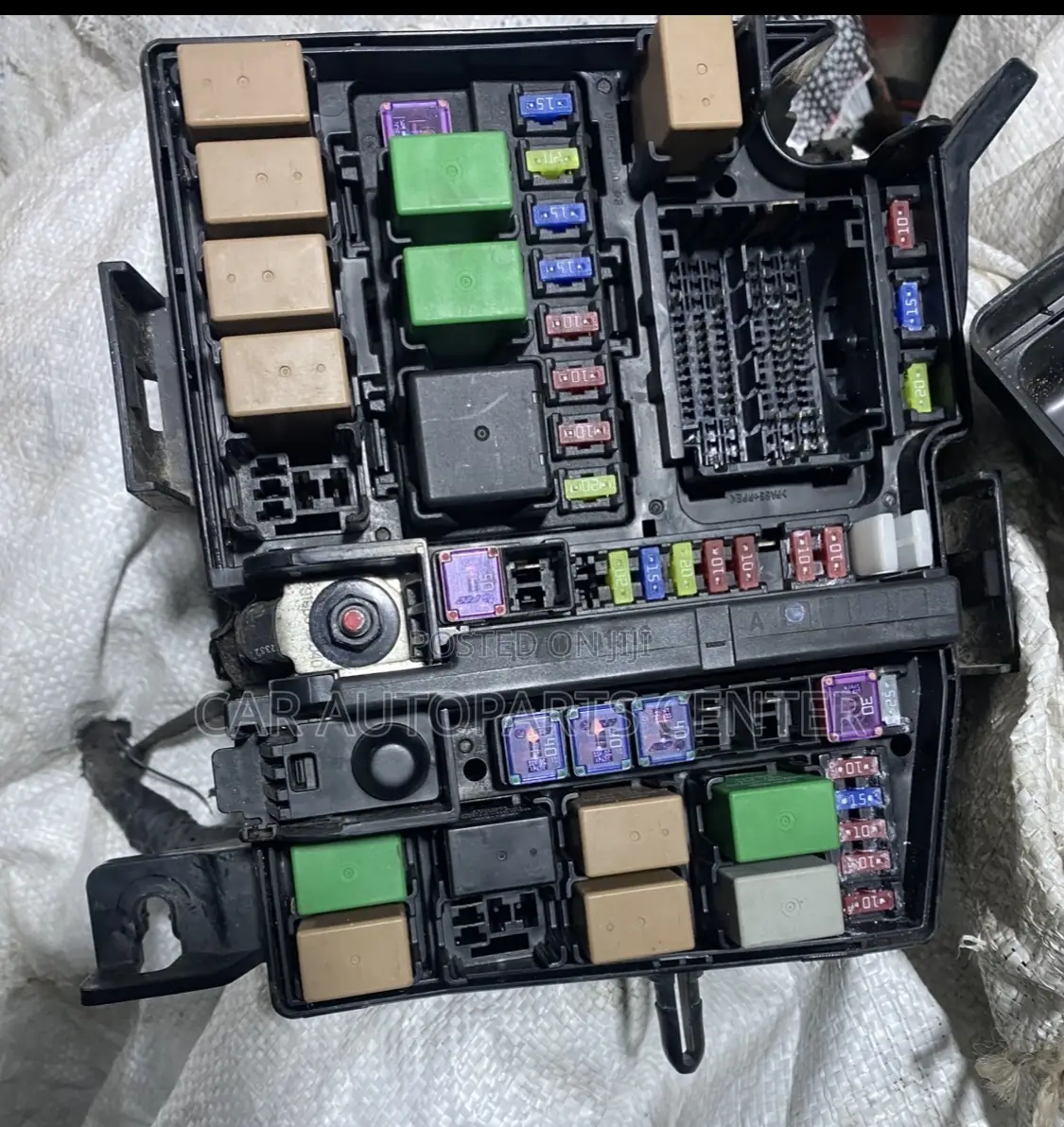 Hyundai Sonata Engine Fusebox