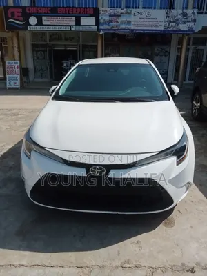 Toyota Corolla 2022 White