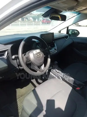 Toyota Corolla 2022 White