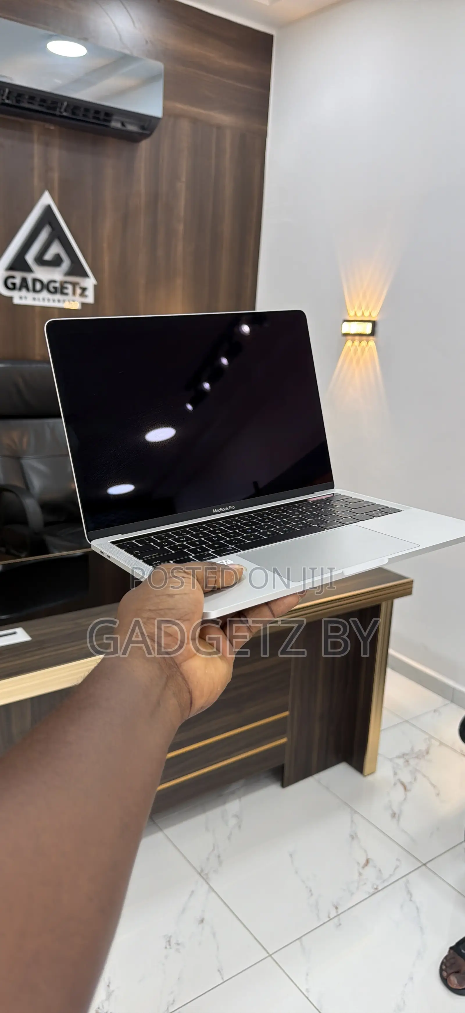Laptop Apple MacBook Pro 2017 16GB Intel Core i7 SSD 512GB