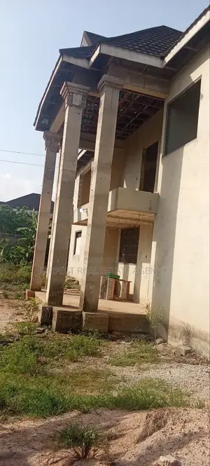 8bdrm House in Sokoban New Size, Kumasi Metropolitan for sale
