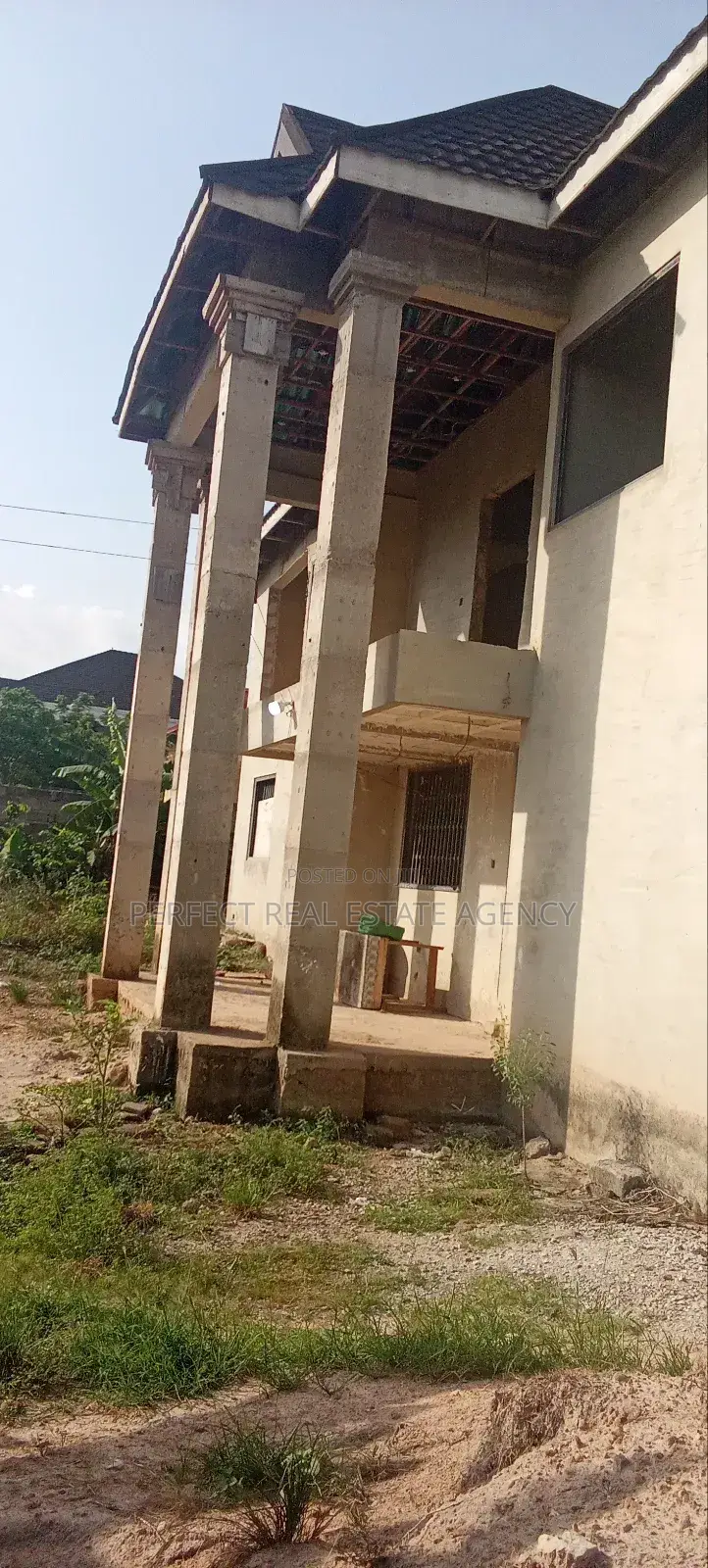 8bdrm House in Sokoban New Size, Kumasi Metropolitan for sale