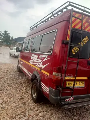 Mercedes-Benz Sprinter 2012 Red