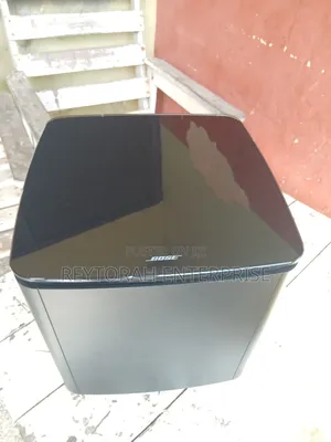 Bose Acoustimass 300 Bass Module