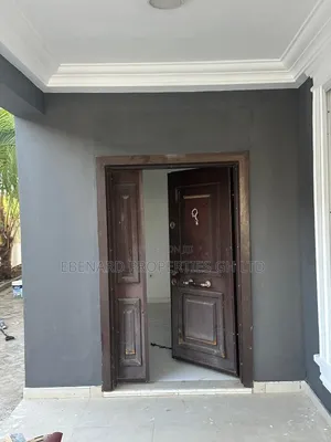 3bdrm House in Ebenard Properties, Community 25 for rent