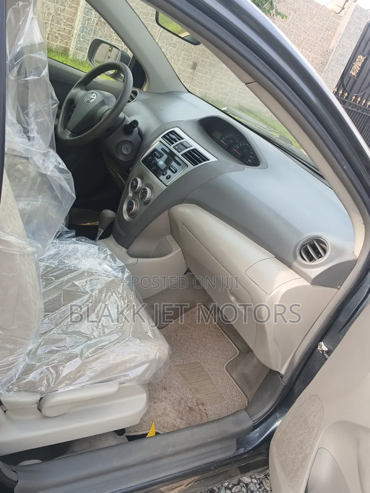 Toyota Belta 2010 Black