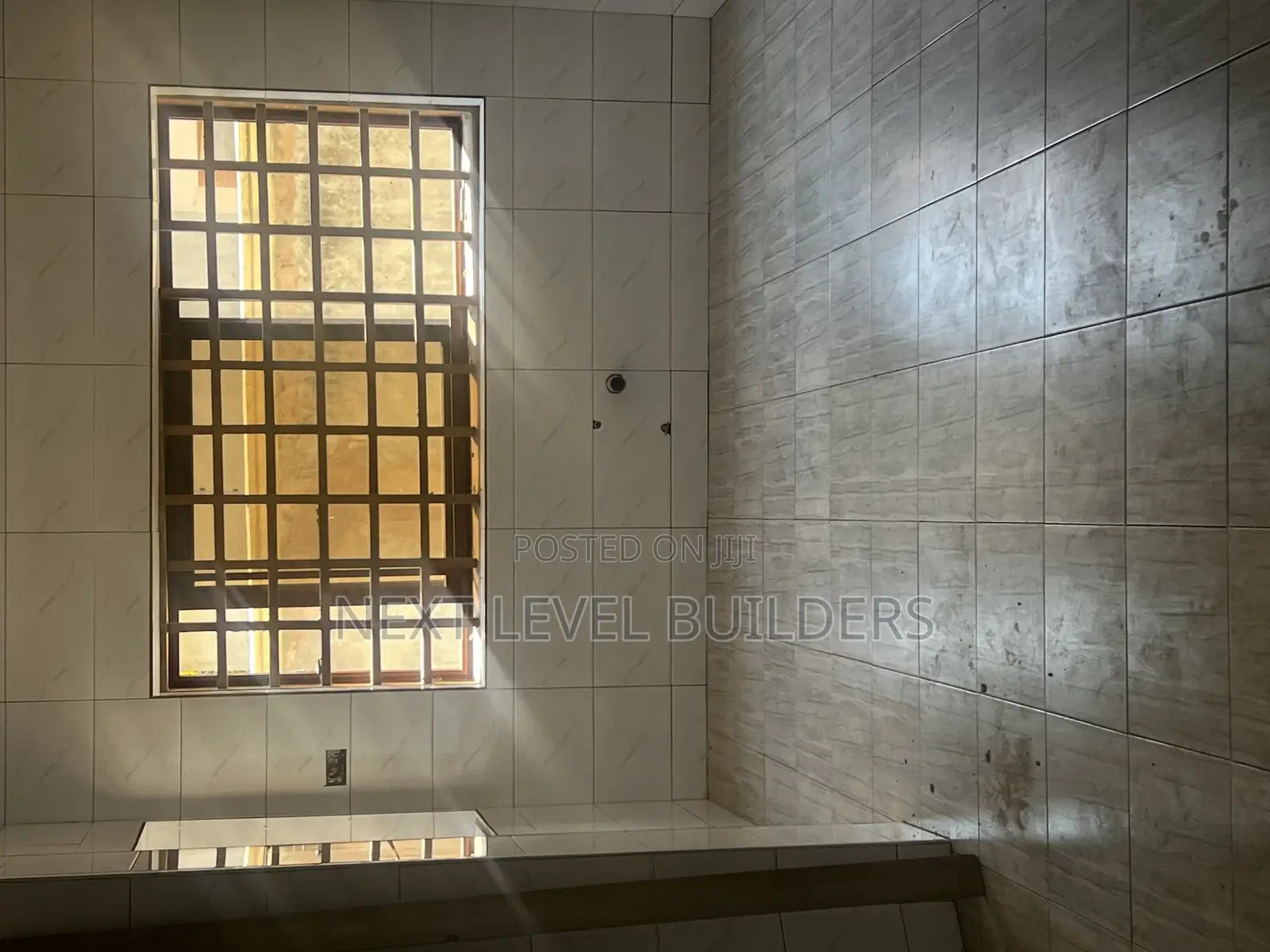 Best Tiling Work