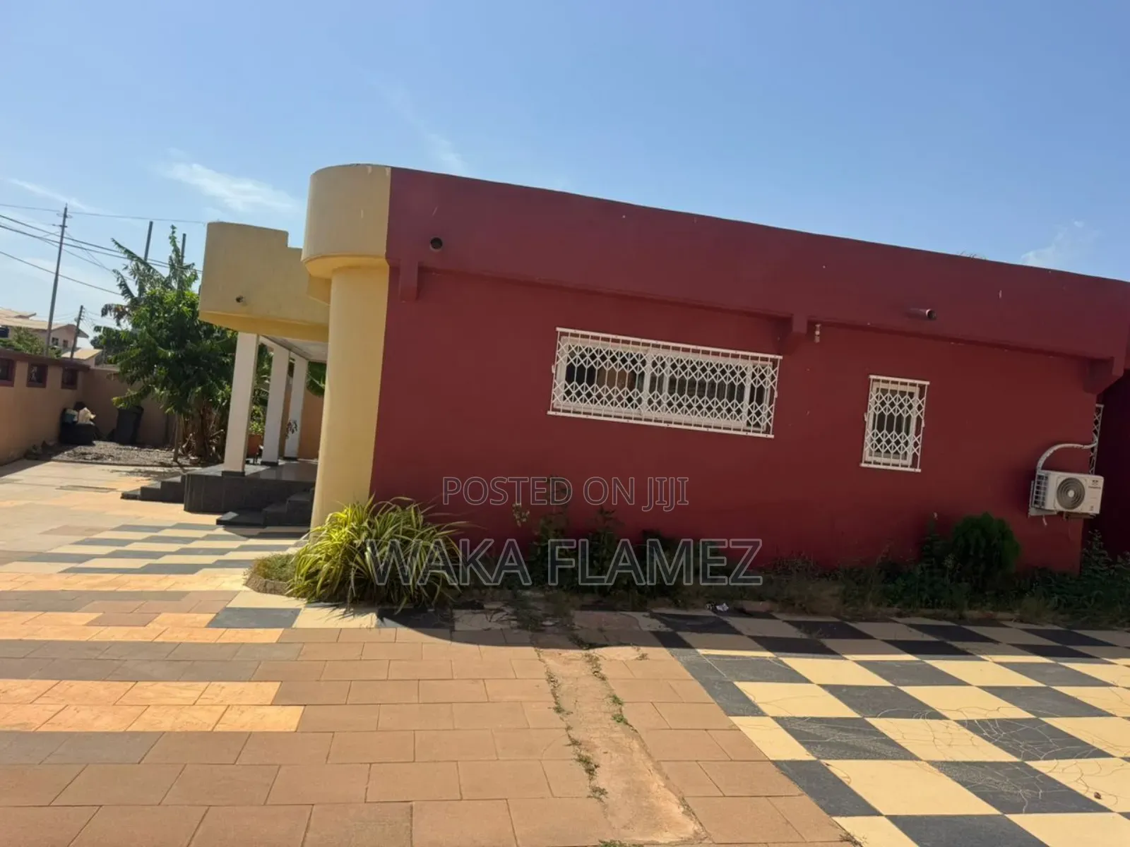 4bdrm House in Achimota Mall, Mile 7 for rent