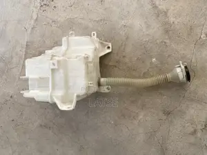 Highlander 2014,2015,2016,2017,2018 Liquid Windshield Washer Tank