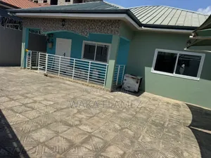 3bdrm House in Achimota Mile-7 for rent
