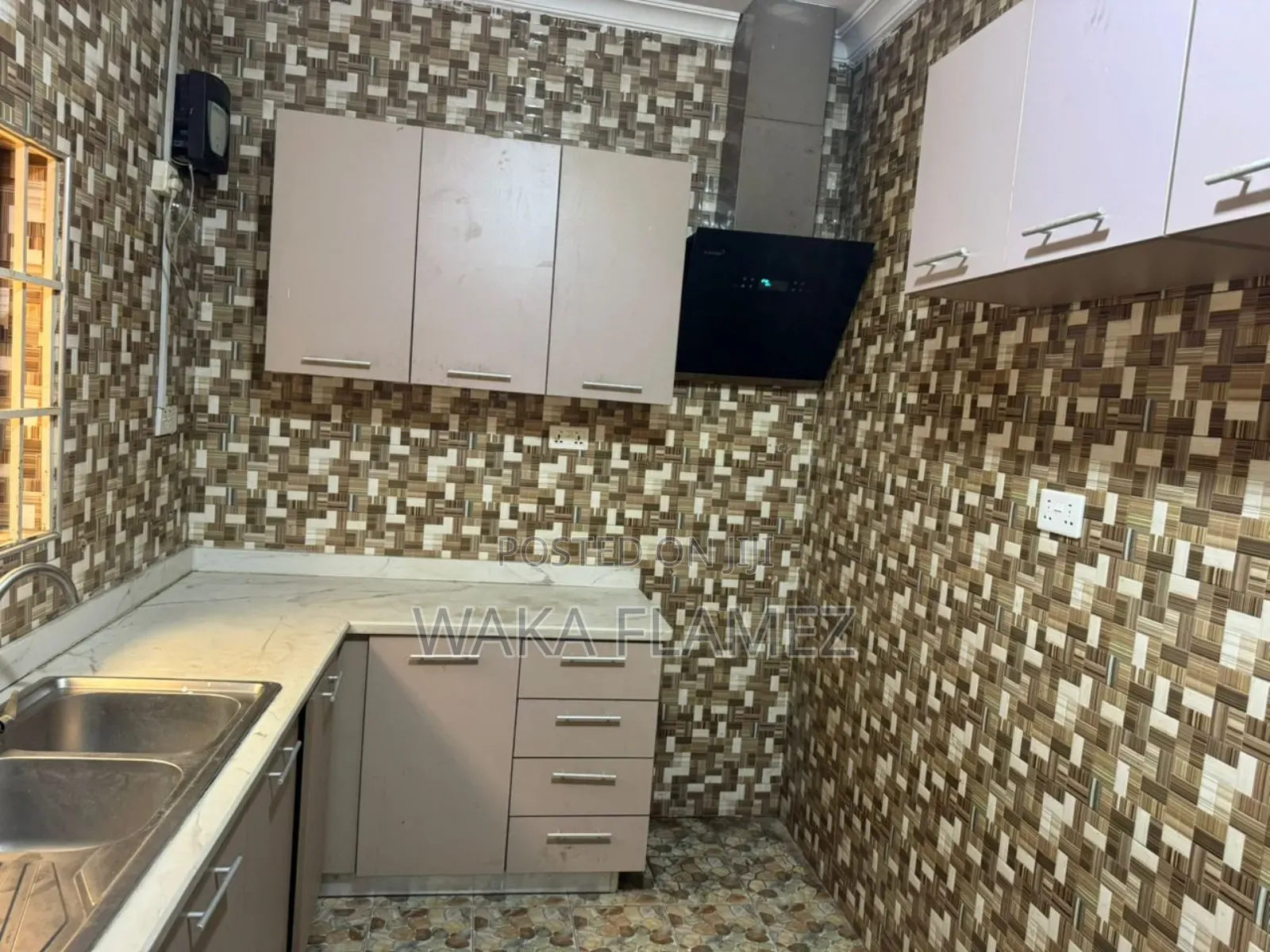 3bdrm House in Achimota Mile-7 for rent