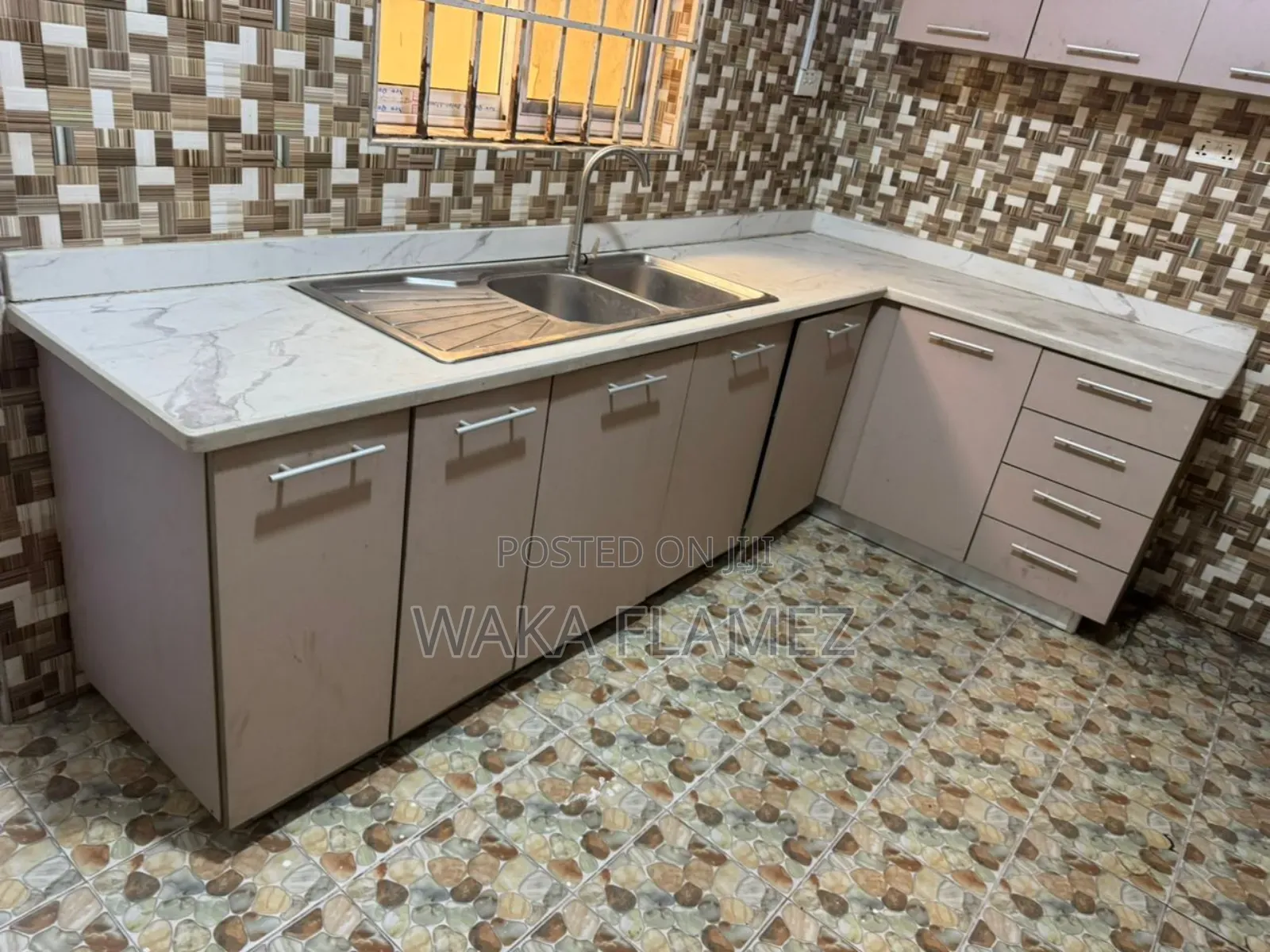 3bdrm House in Achimota Mile-7 for rent