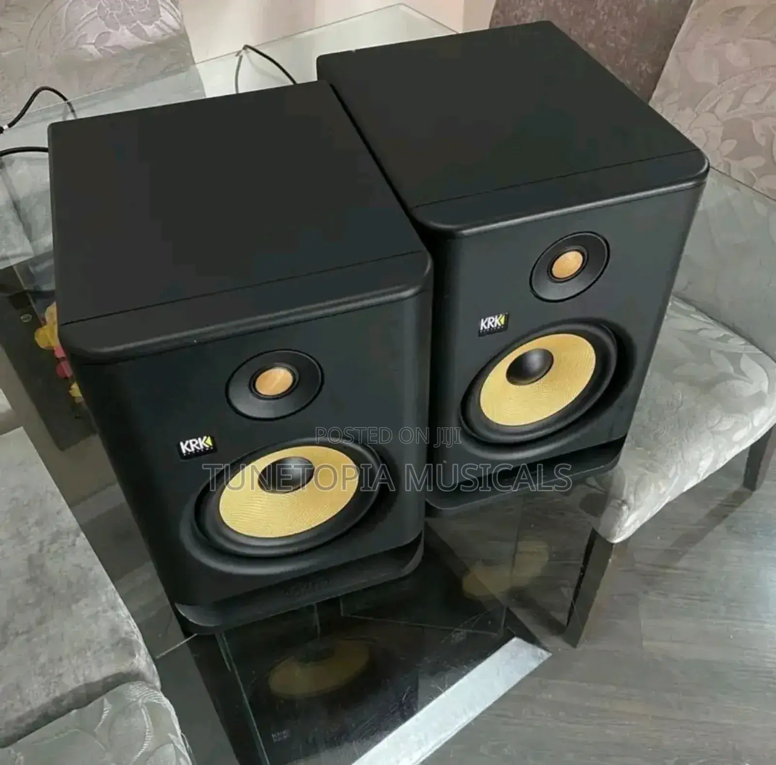 KRK Rokit 7 G4 7-Inch Professional Powered Nearfield Studio Monitors