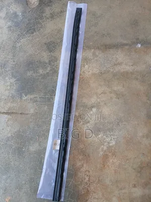 Toyota Landcruiser Prado 2008 Wind Screen Pole