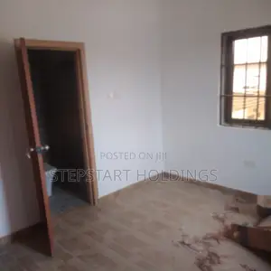 2bdrm Apartment in Adenta, Housing Down for rent