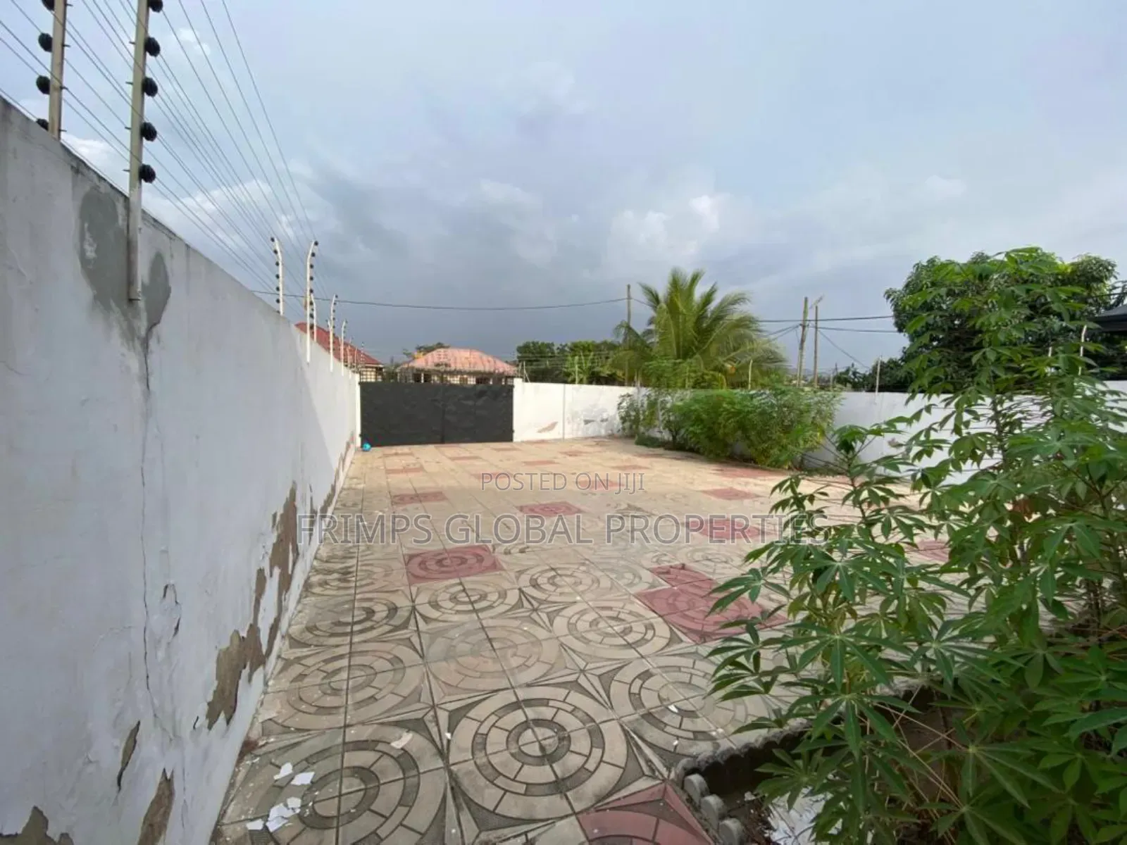 2bdrm House in Pokuase for sale