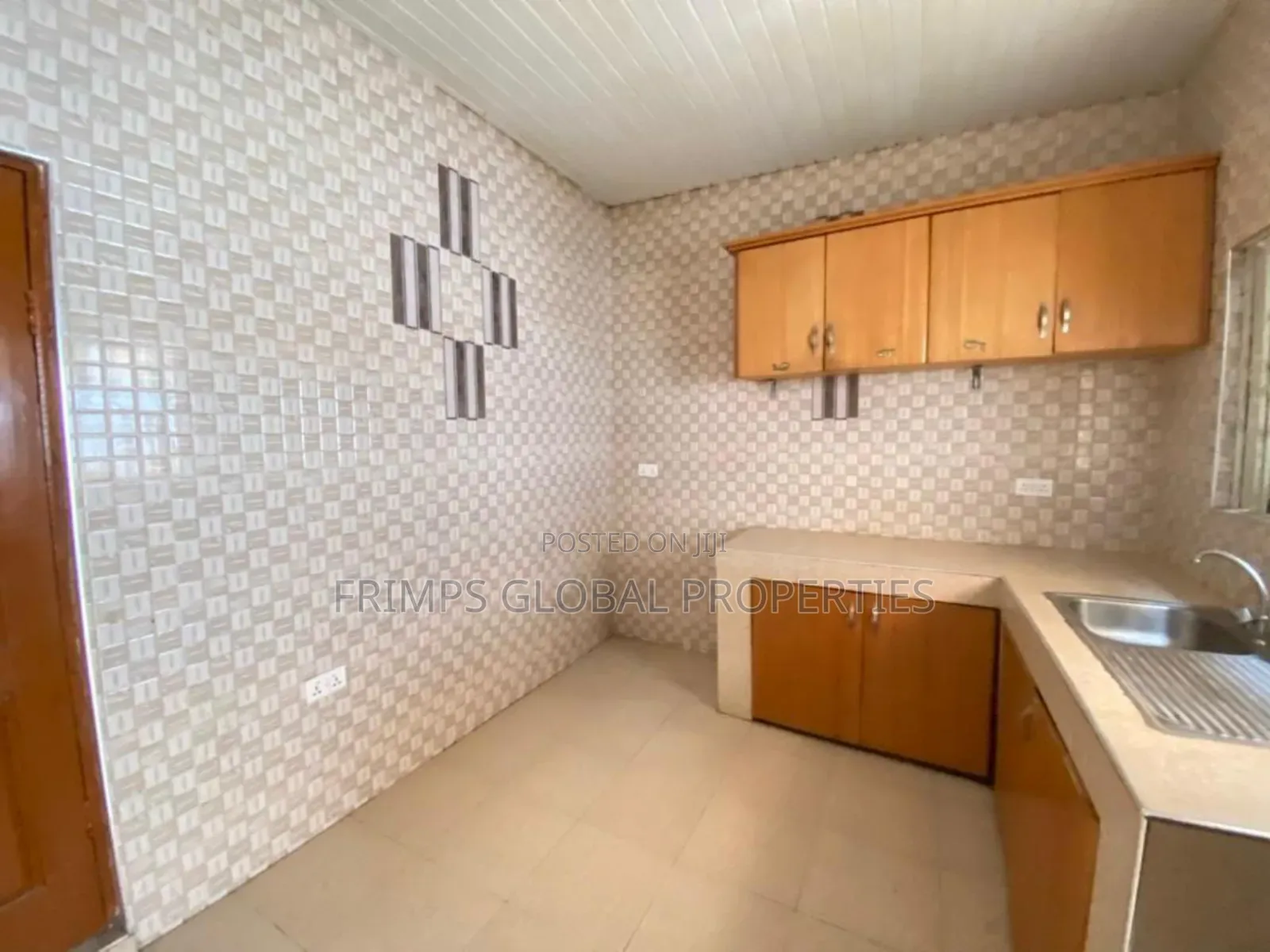 2bdrm House in Pokuase for sale