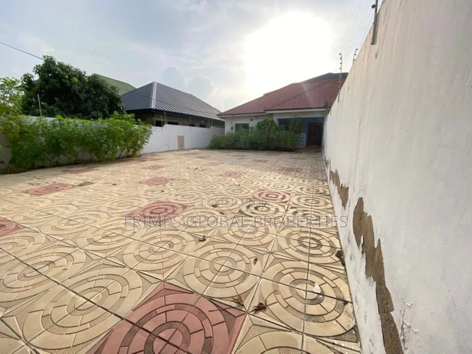 2bdrm House in Pokuase for sale