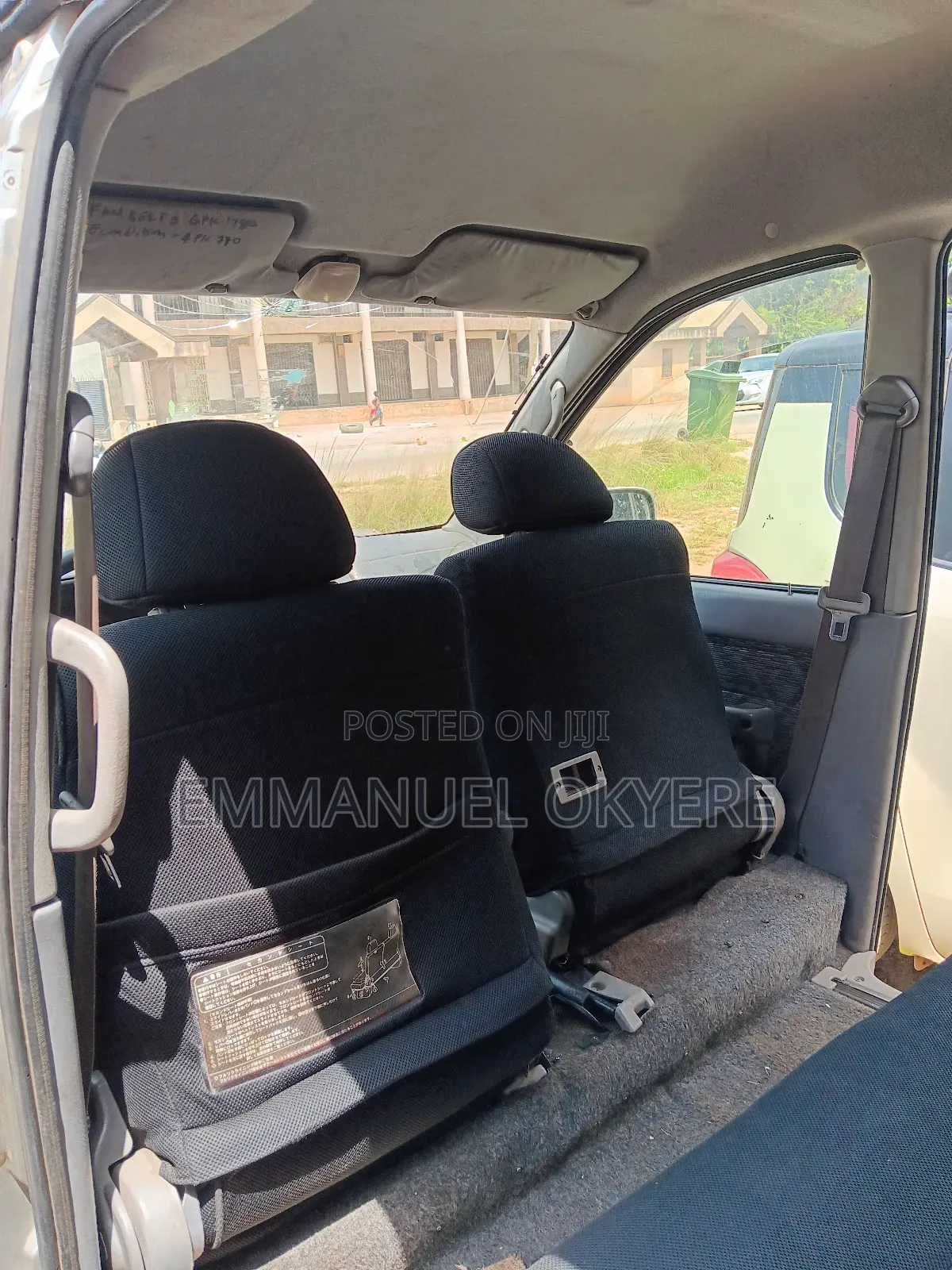 Toyota Voxy 2003 Silver