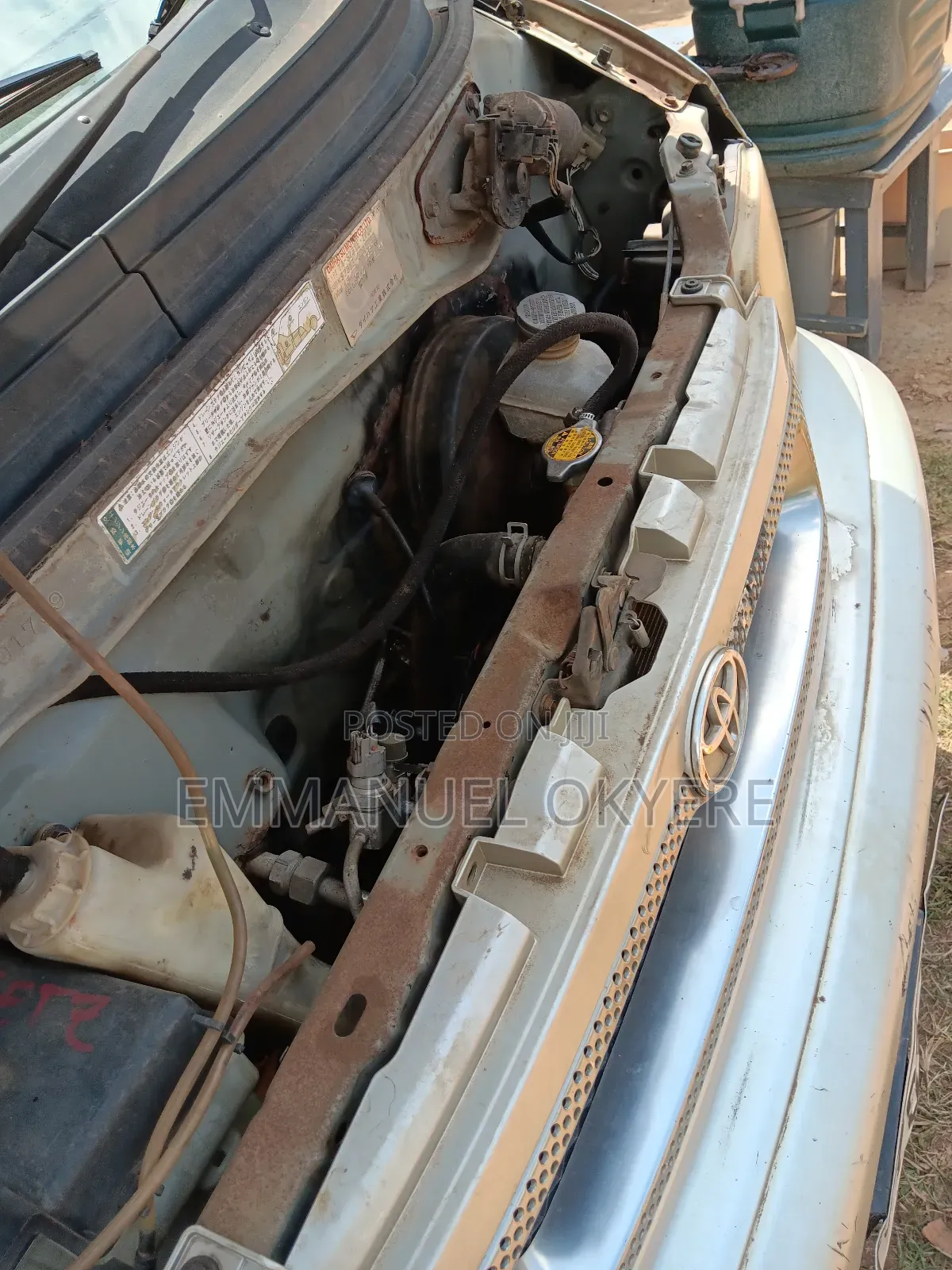 Toyota Voxy 2003 Silver