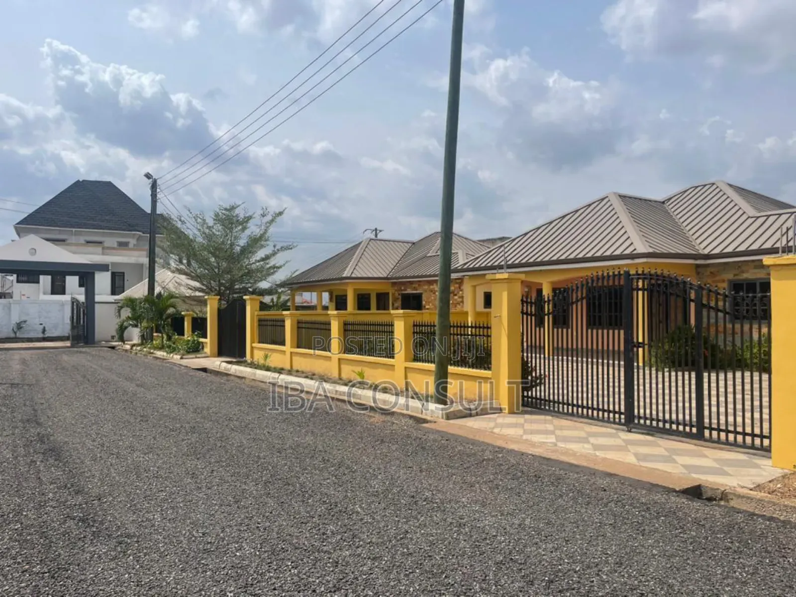 3bdrm Townhouse/Terrace in Valley View Area for sale
