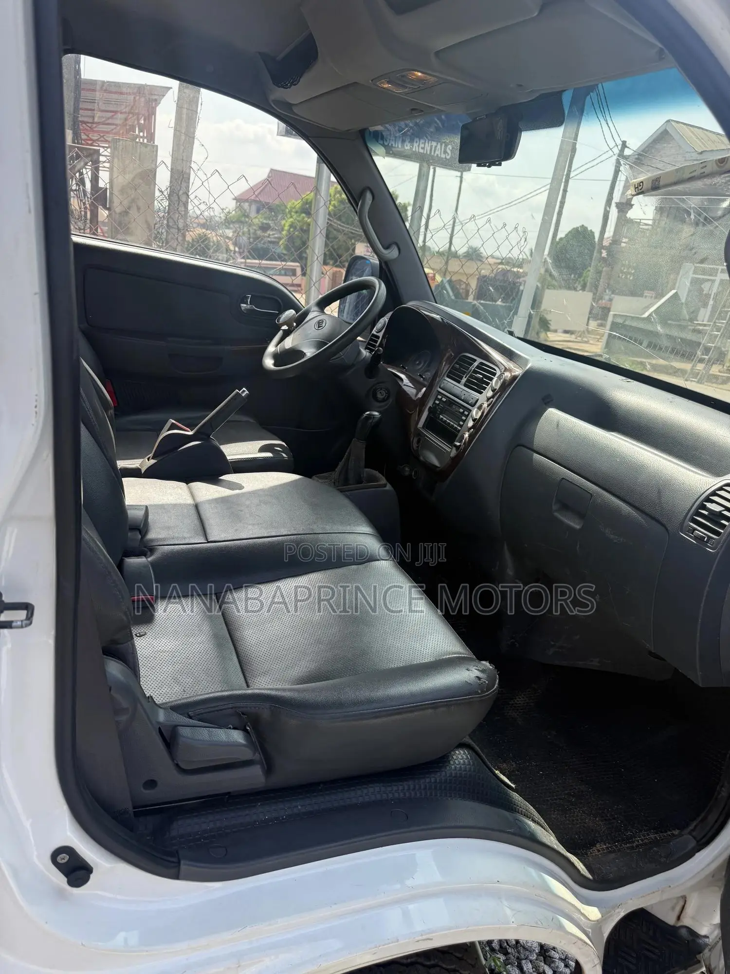 Kia Bongo 2011 White