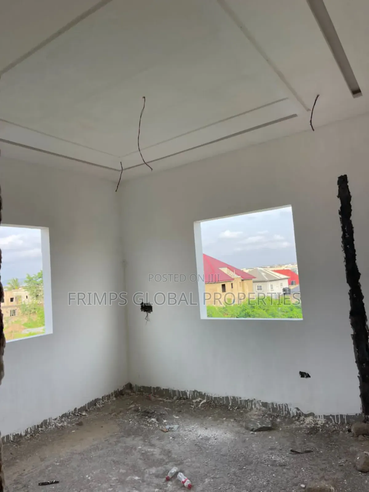 10bdrm House in Mile 7 for sale