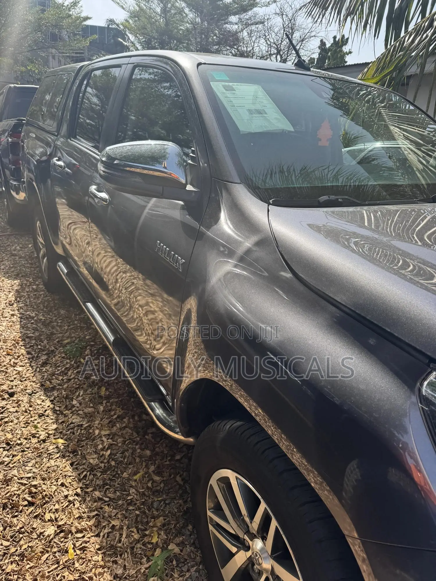 Toyota Hilux 2019 Gray