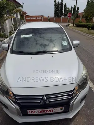 Mitsubishi Attrage 2021 Gray