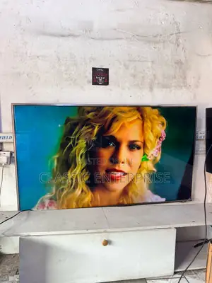 Samsung 60 Inches Smart Digital Tv