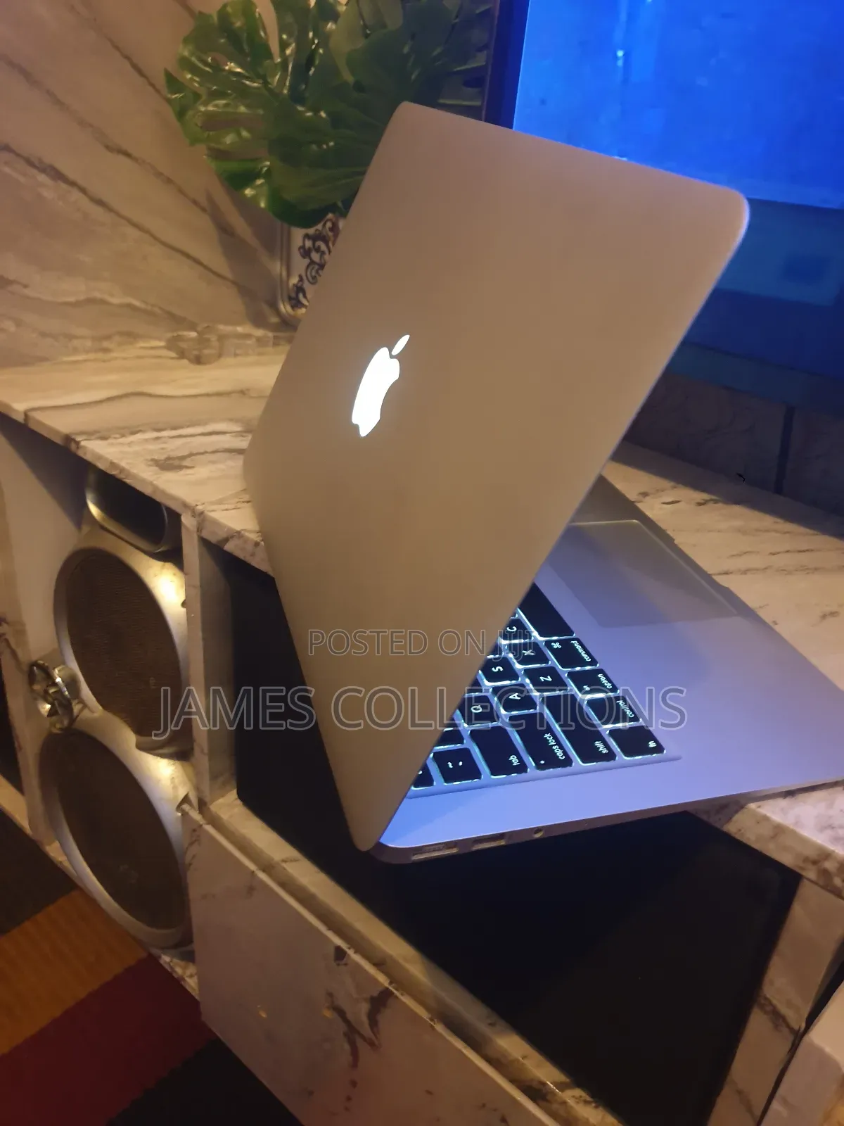Laptop Apple MacBook Air 4GB Intel Core i5 SSD 128GB