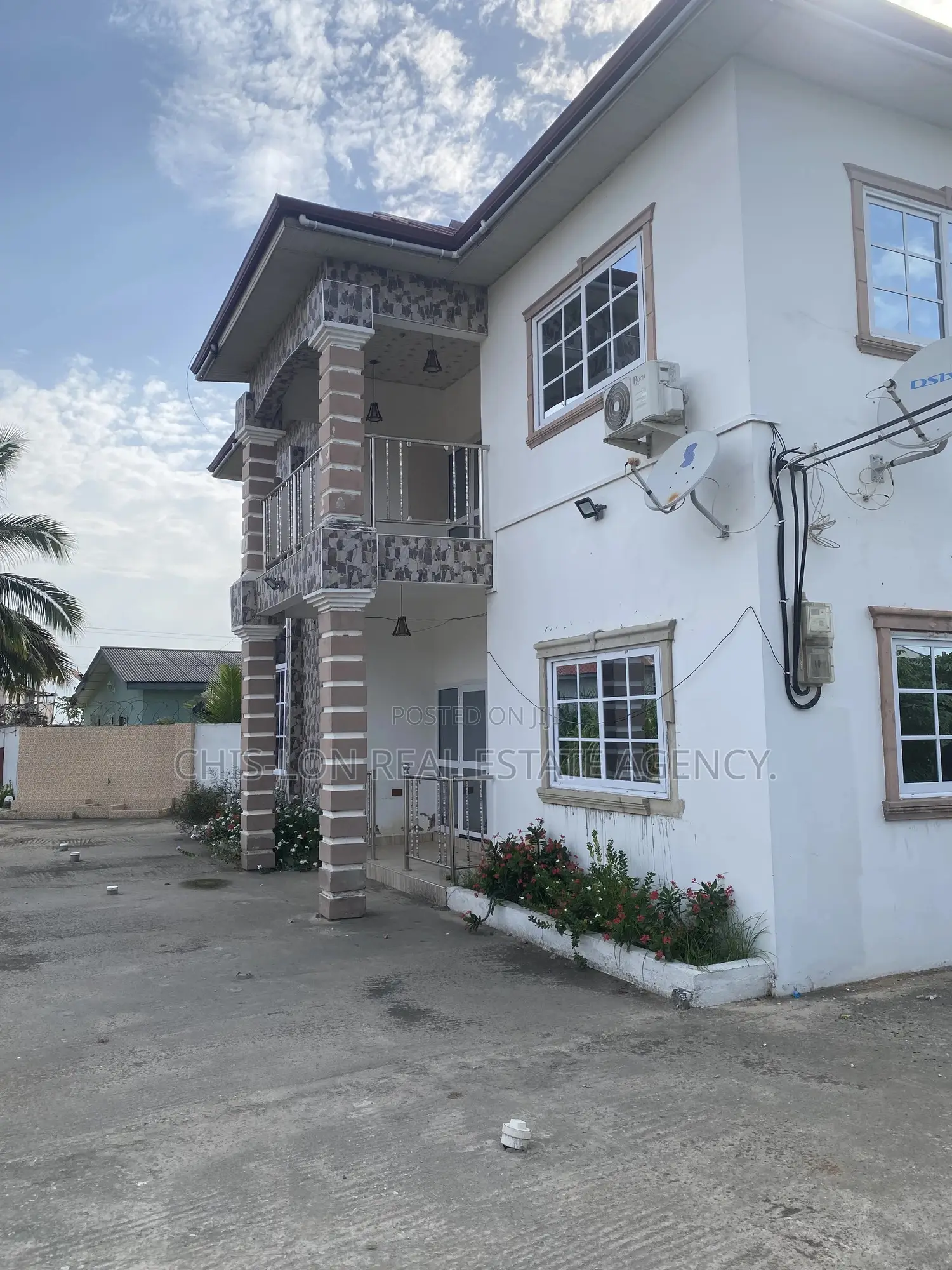 5bdrm Duplex in Chis-Lon Real Estate, Toll Booth for rent