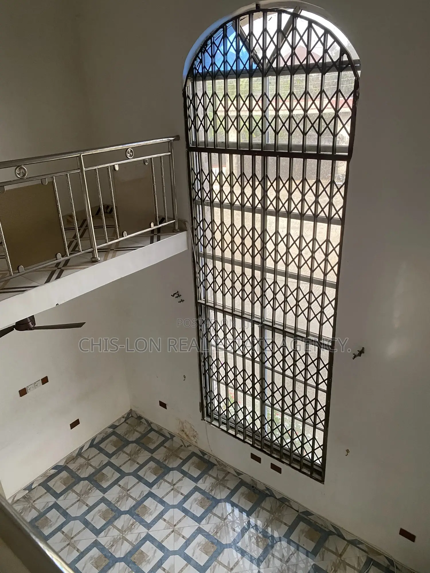 5bdrm Duplex in Chis-Lon Real Estate, Toll Booth for rent