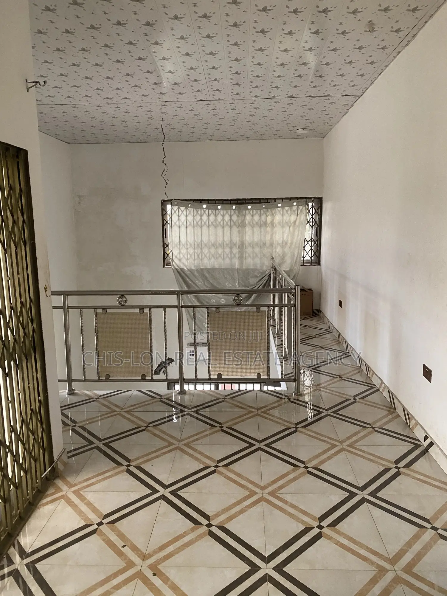 5bdrm Duplex in Chis-Lon Real Estate, Toll Booth for rent