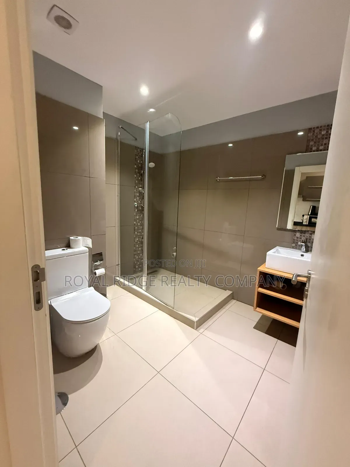 1bdrm Apartment in East Legon, Accra Metropolitan for sale
