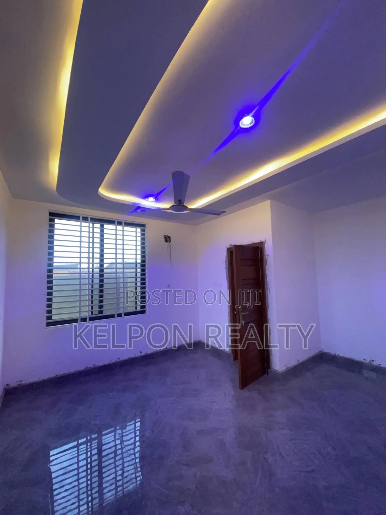 3bdrm Apartment in Dansoman, Afoko Foto for rent