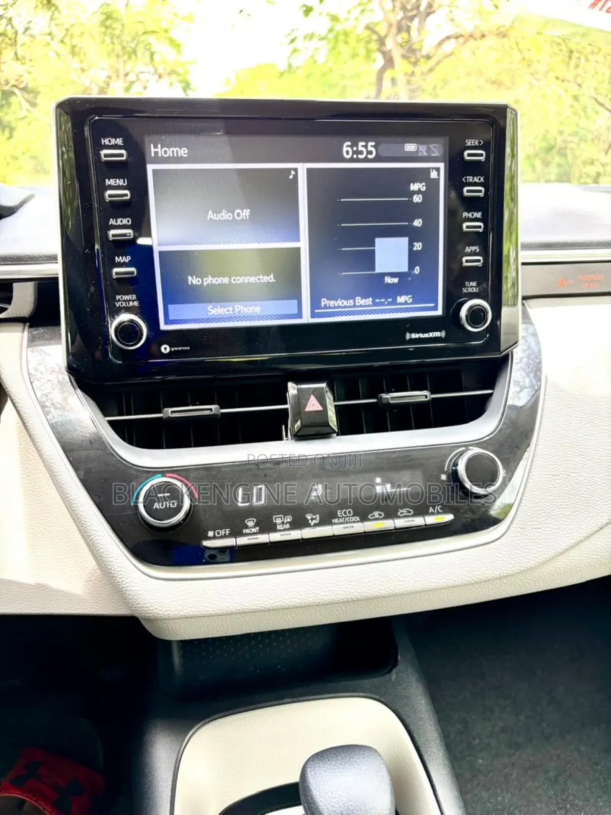 Toyota Corolla LE 2021 Blue