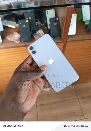 Apple iPhone 11 64 GB Purple