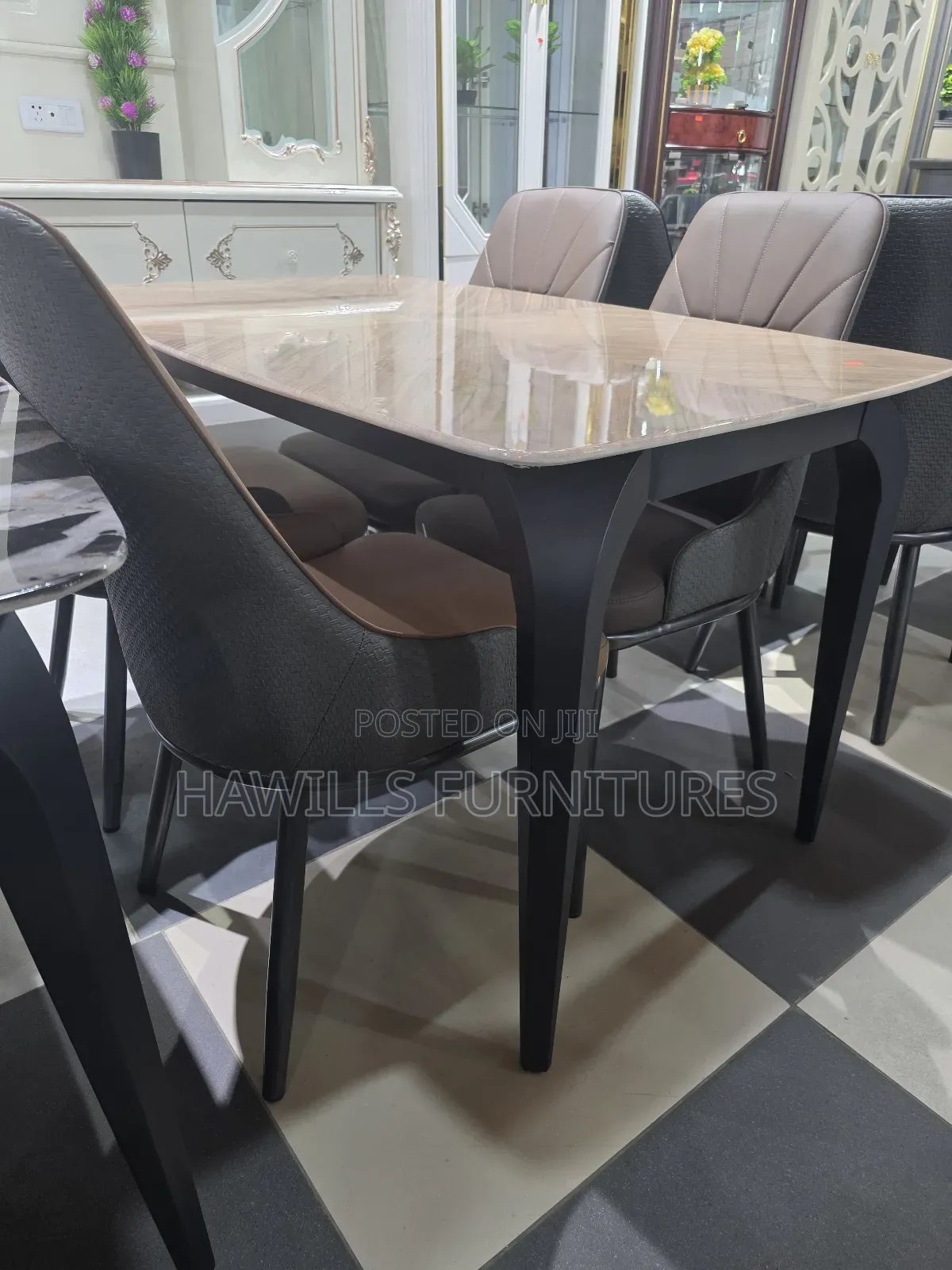 Luxury Dining Set Featuring Table With Glossy Patterned Top