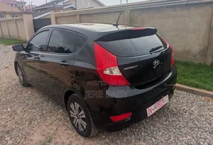 Hyundai Accent SE Hatchback 2017 Black